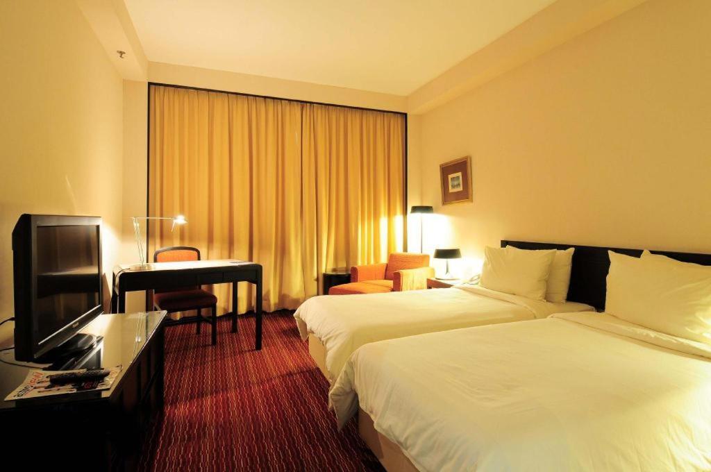 Tanahmas The Sibu Hotel Buitenkant foto