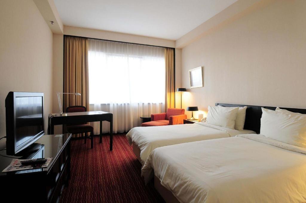 Tanahmas The Sibu Hotel Buitenkant foto