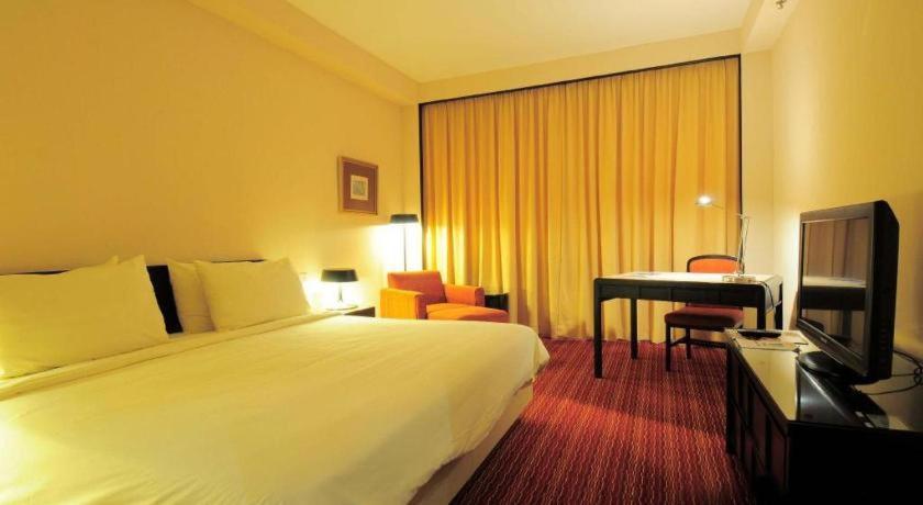 Tanahmas The Sibu Hotel Buitenkant foto