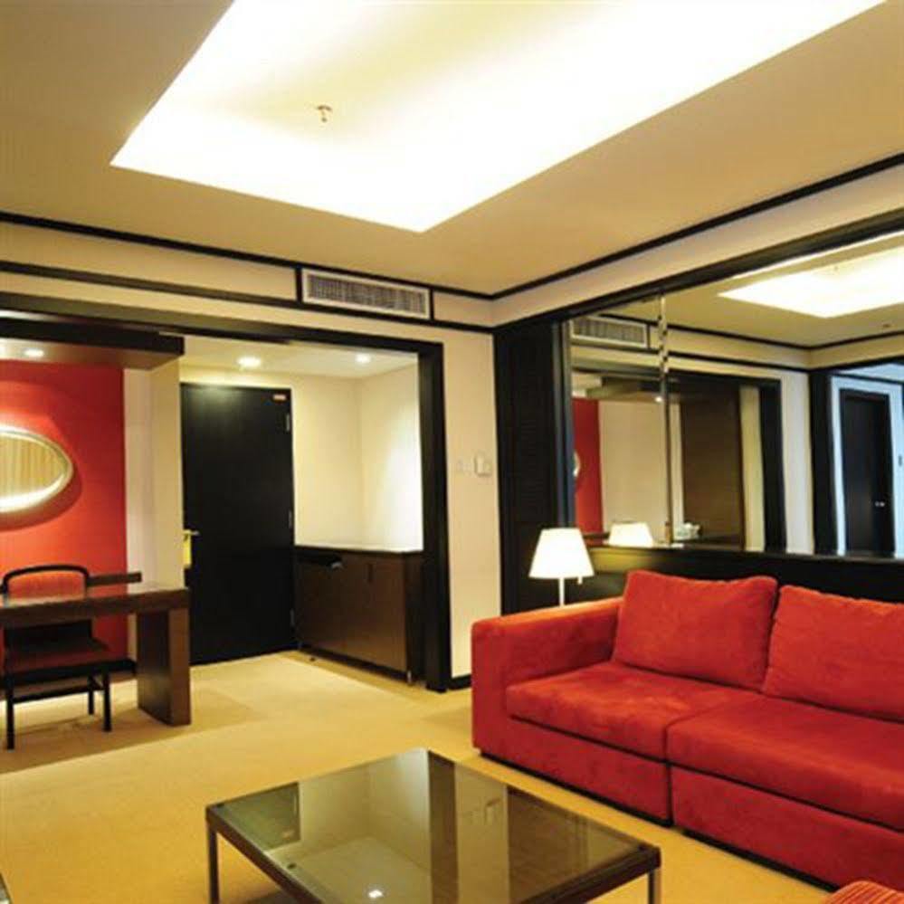Tanahmas The Sibu Hotel Buitenkant foto